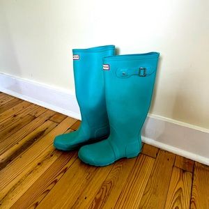 Women’s Hunter teal rain boots size 8